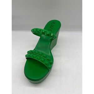 Wild Pair Cortezz Women Green Studded Wedge Slip-On Sandal Size 8